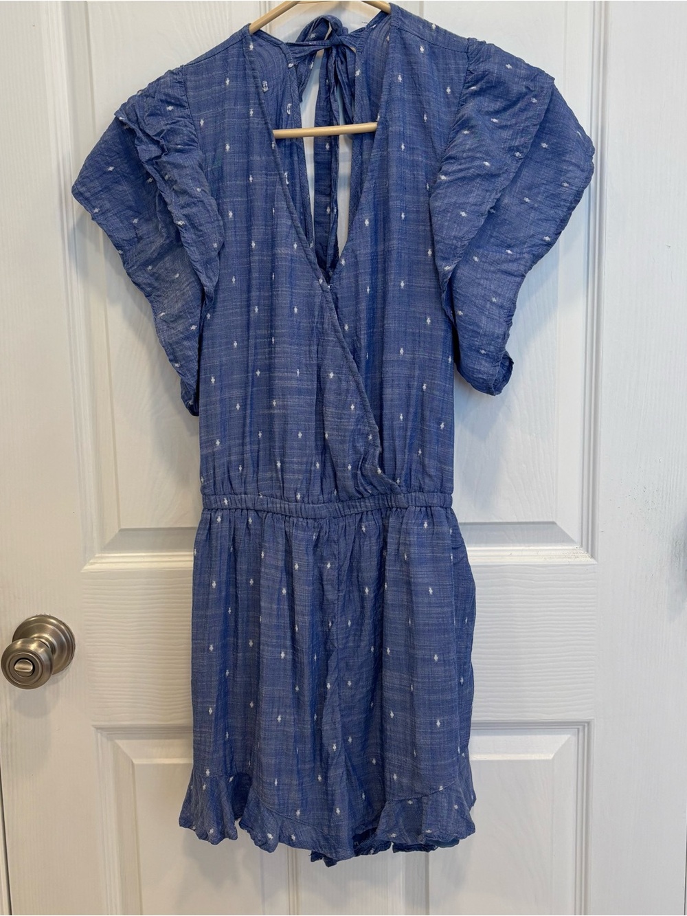 American Eagle Romper Blue Medium Viscose Open Back Short Sleeve Bow Diamond